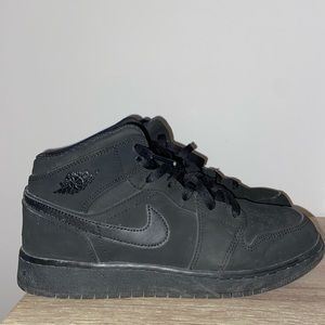 Air Jordan 1 Mids Black